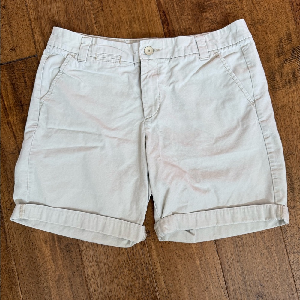 Gap Women's Casual Khaki Roll-Up Shorts